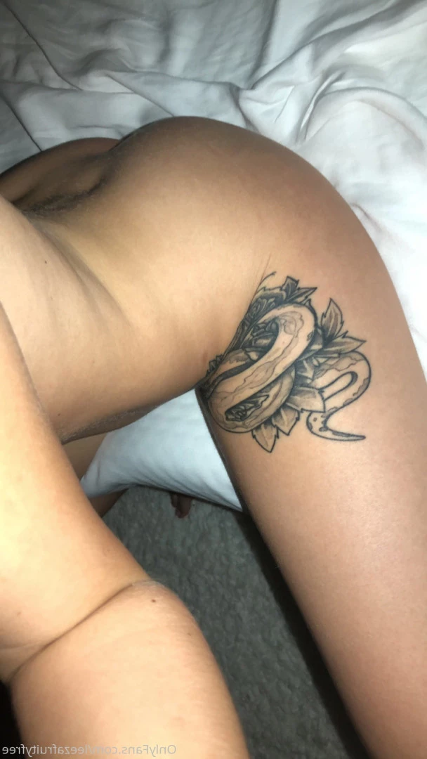 𝟭𝟵𝓎𝑜 &amp; 𝗠𝗢𝗟𝗗𝗢𝗩𝗜𝗔𝗡❤️‍🔥 [ leezapeach ] Onlyfans leaked photo 10299058 on Hotleaks.tv