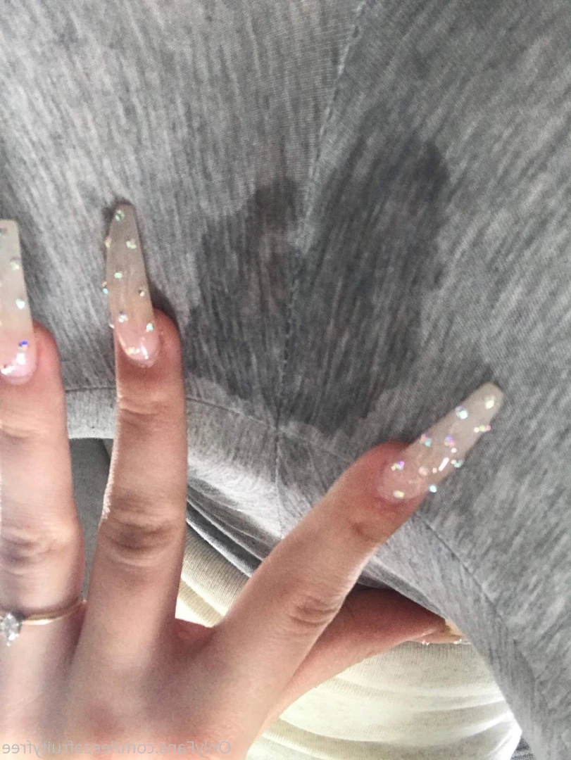 𝟭𝟵𝓎𝑜 &amp; 𝗠𝗢𝗟𝗗𝗢𝗩𝗜𝗔𝗡❤️‍🔥 [ leezapeach ] Onlyfans leaked photo 10299175 on Hotleaks.tv