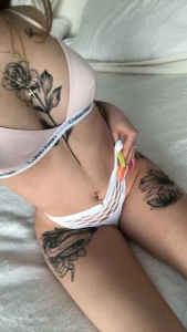 10300779