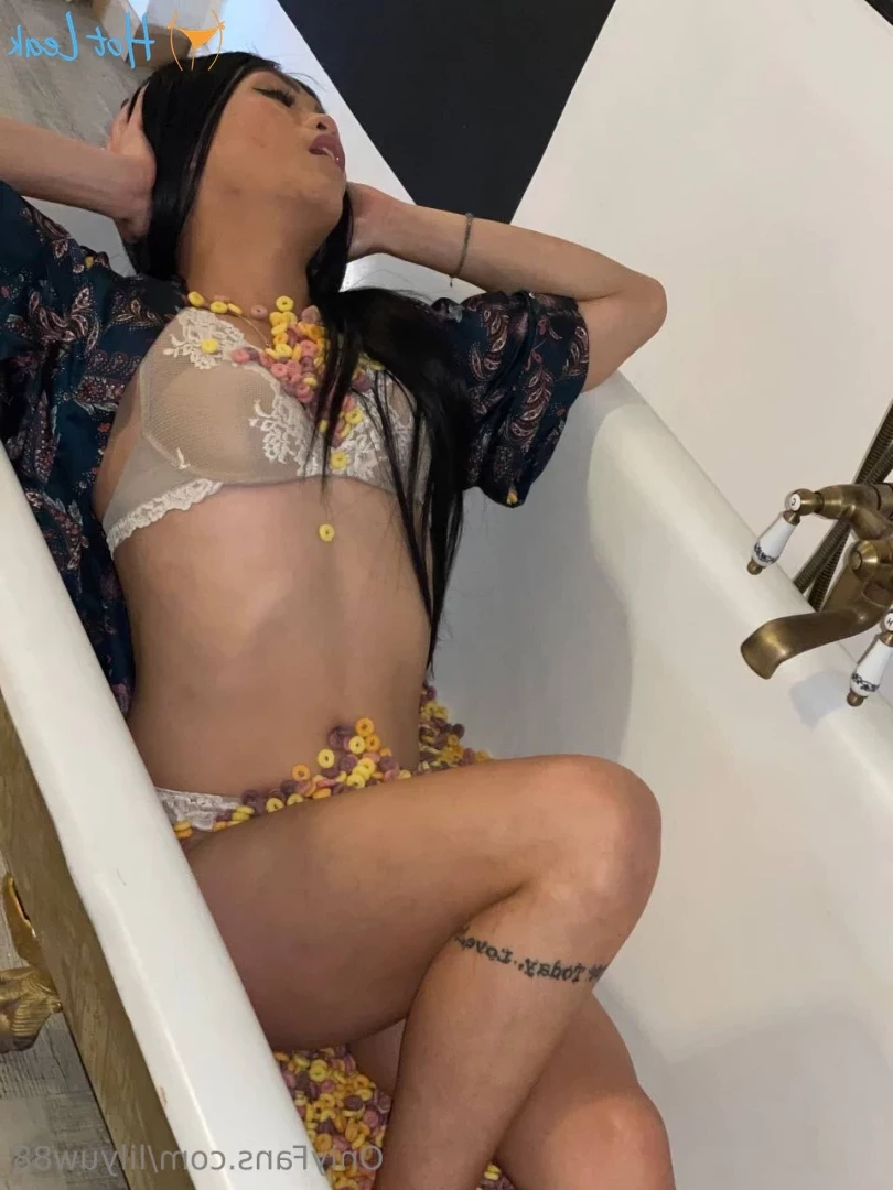 🇨🇳𝗗𝗢𝗠 𝗠𝗢𝗠𝗠𝗬 👿𝐌𝐈𝐒𝐓𝐑𝐄𝐒𝐒 &amp; 𝐌𝐈𝐋𝐅💦 [ lilyuw88 ] Onlyfans leaked photo 18581941 on Hotleaks.tv
