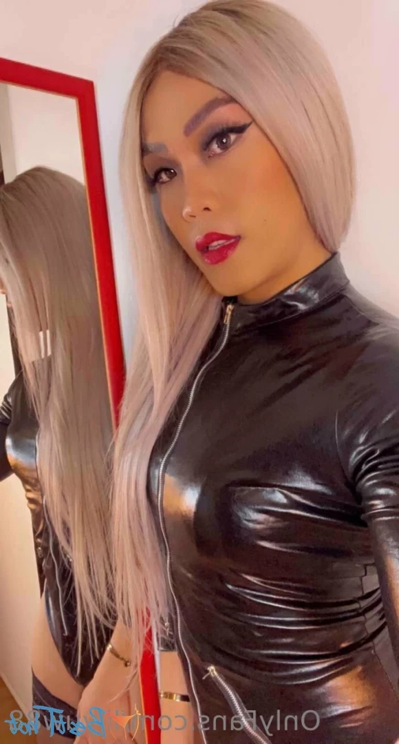 🇨🇳𝗗𝗢𝗠 𝗠𝗢𝗠𝗠𝗬 👿𝐌𝐈𝐒𝐓𝐑𝐄𝐒𝐒 &amp; 𝐌𝐈𝐋𝐅💦 [ lilyuw88 ] Onlyfans leaked photo 18582089 on Hotleaks.tv