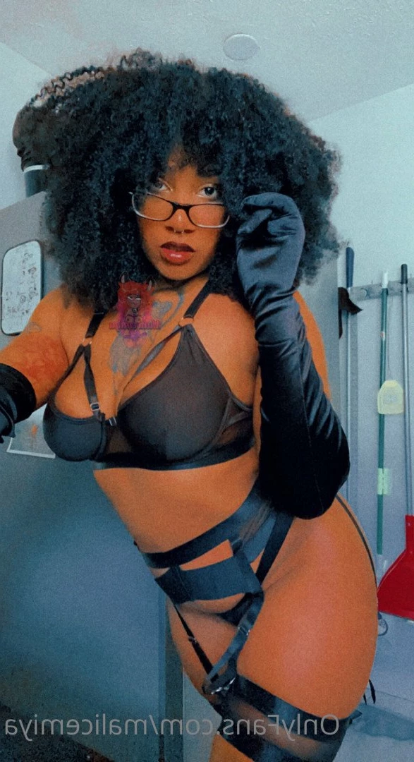 Malice Miya [ malicemiya ] Onlyfans leaked photo 4067462 on Hotleaks.tv
