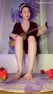 2246949