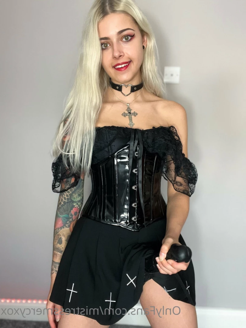 mistressmercyxox Onlyfans leaked photo 14592802 on Hotleaks.tv