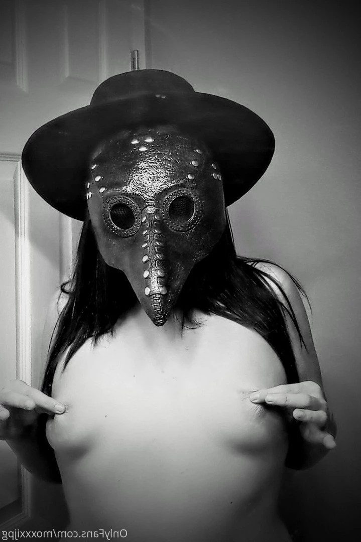 🍯CHUBBY HUNNY🍯 [ moxxxijpg ] Onlyfans leaked photo 2164918 on Hotleaks.tv