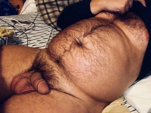3621643