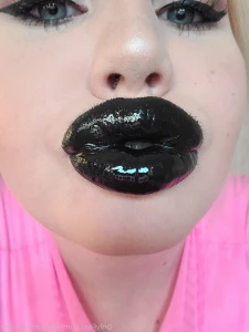 4683530