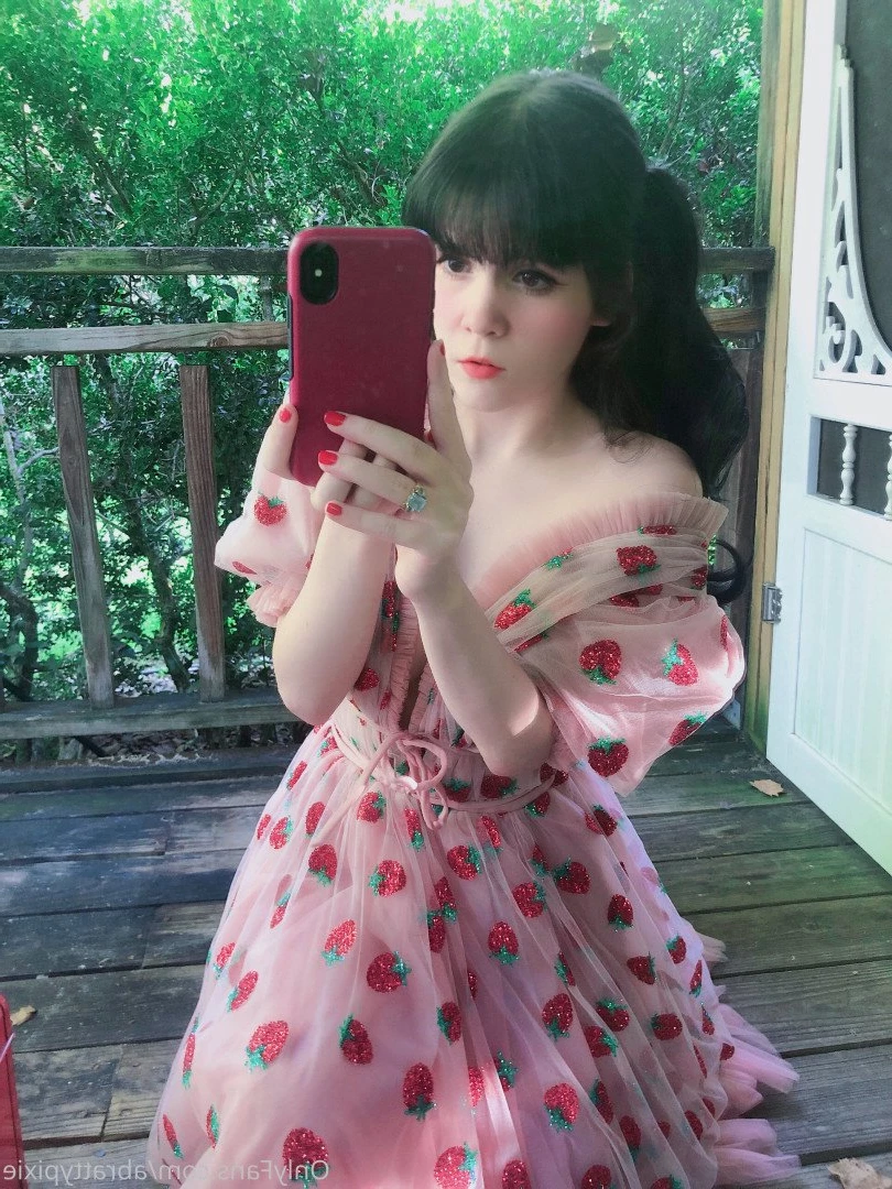 Pixie 🖤✨ [ abrattypixie ] Onlyfans leaked photo 3819071 on Hotleaks.tv