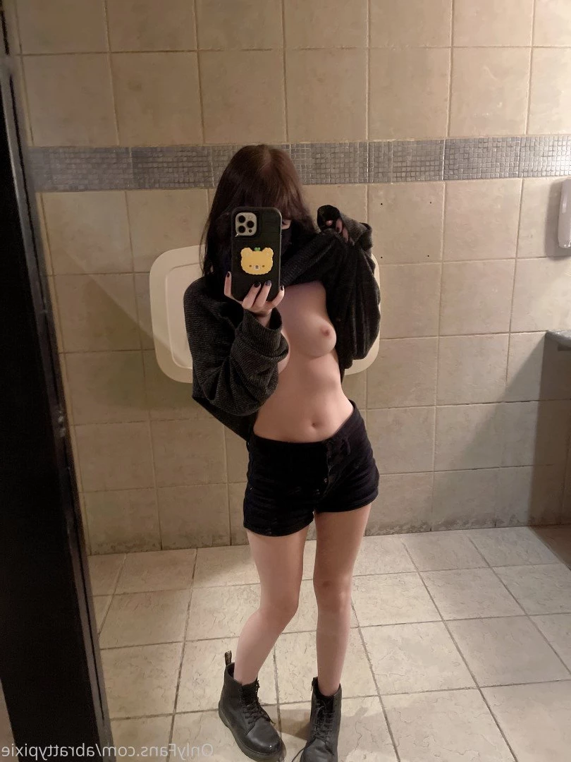 Pixie 🖤✨ [ abrattypixie ] Onlyfans leaked photo 3861252 on Hotleaks.tv