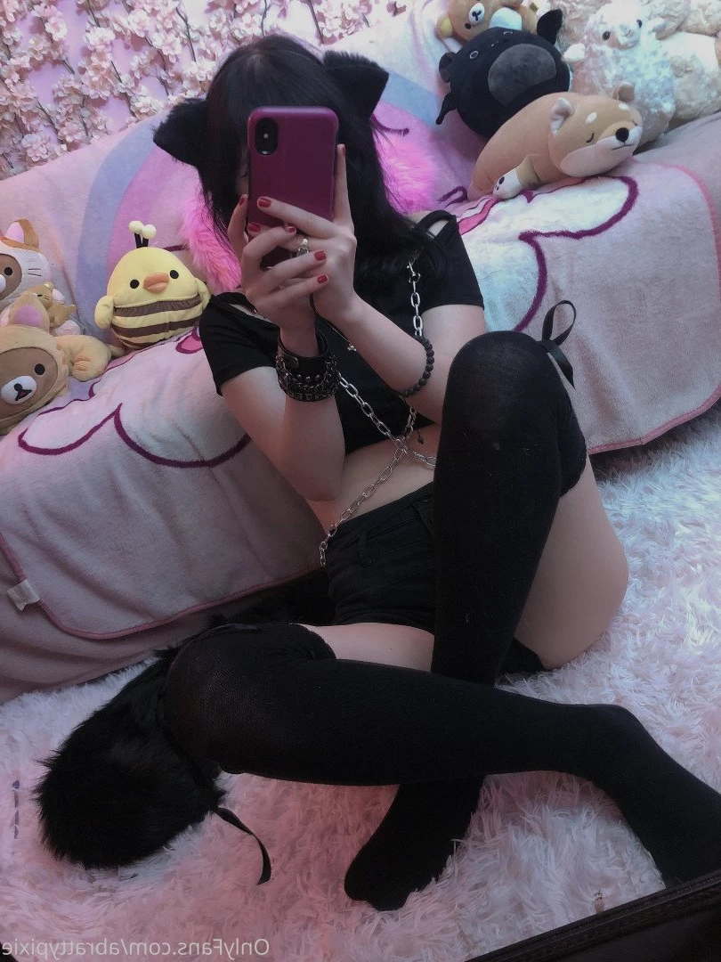 Pixie 🖤✨ [ abrattypixie ] Onlyfans leaked photo 4029562 on Hotleaks.tv