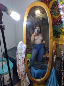 10009677
