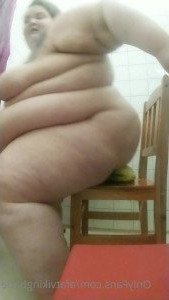 2508883