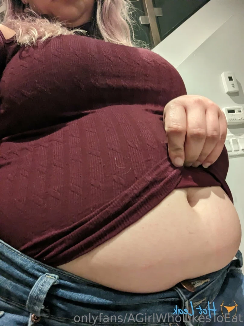 AGirlWhoLikesToEat🦭 [ agirlwholikestoeat ] Onlyfans leaked photo 14154291 on Hotleaks.tv