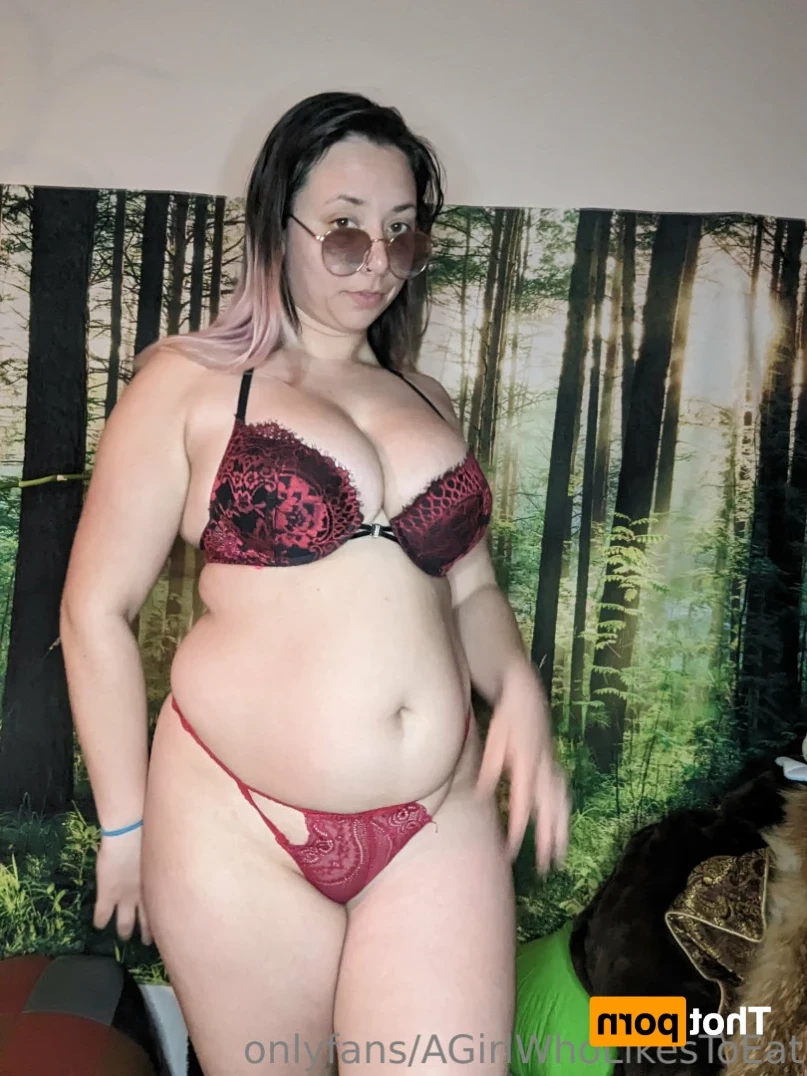 AGirlWhoLikesToEat🦭 [ agirlwholikestoeat ] Onlyfans leaked photo 14154316 on Hotleaks.tv