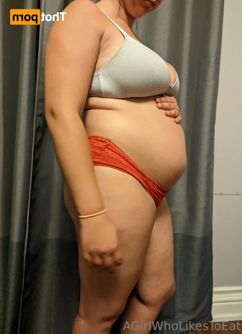 AGirlWhoLikesToEat🦭 [ agirlwholikestoeat ] Onlyfans leaked photo 14748262 on Hotleaks.tv