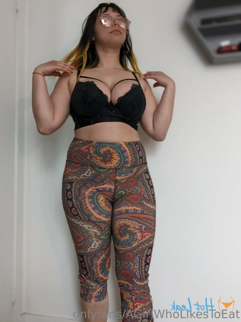 AGirlWhoLikesToEat🦭 [ agirlwholikestoeat ] Onlyfans leaked photo 14984054 on Hotleaks.tv