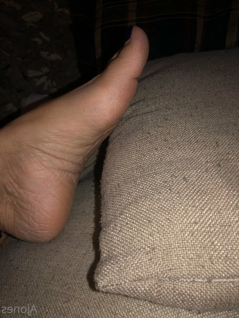 April Jones [ ajonesfeet ] Onlyfans leaked photo 3603143 on Hotleaks.tv