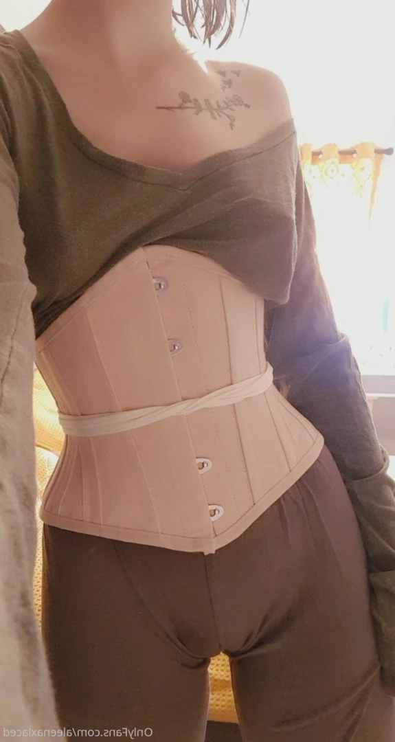 Aleena Laced [ aleenaxlaced ] Onlyfans leaked photo 5963663 on Hotleaks.tv