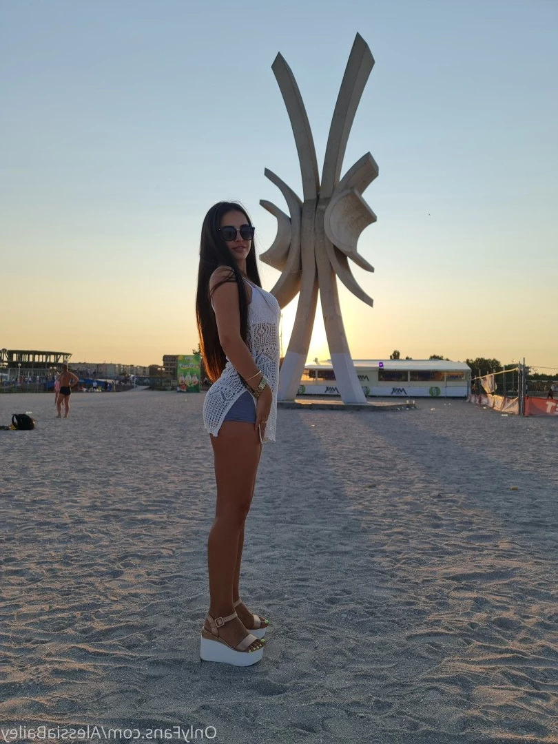 😈𝔸𝕝𝕖𝕤𝕤𝕚𝕒𝔹𝕒𝕚𝕝𝕖𝕪😈 [ alessiabailey ] Onlyfans leaked photo 3691613 on Hotleaks.tv