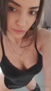 5351563