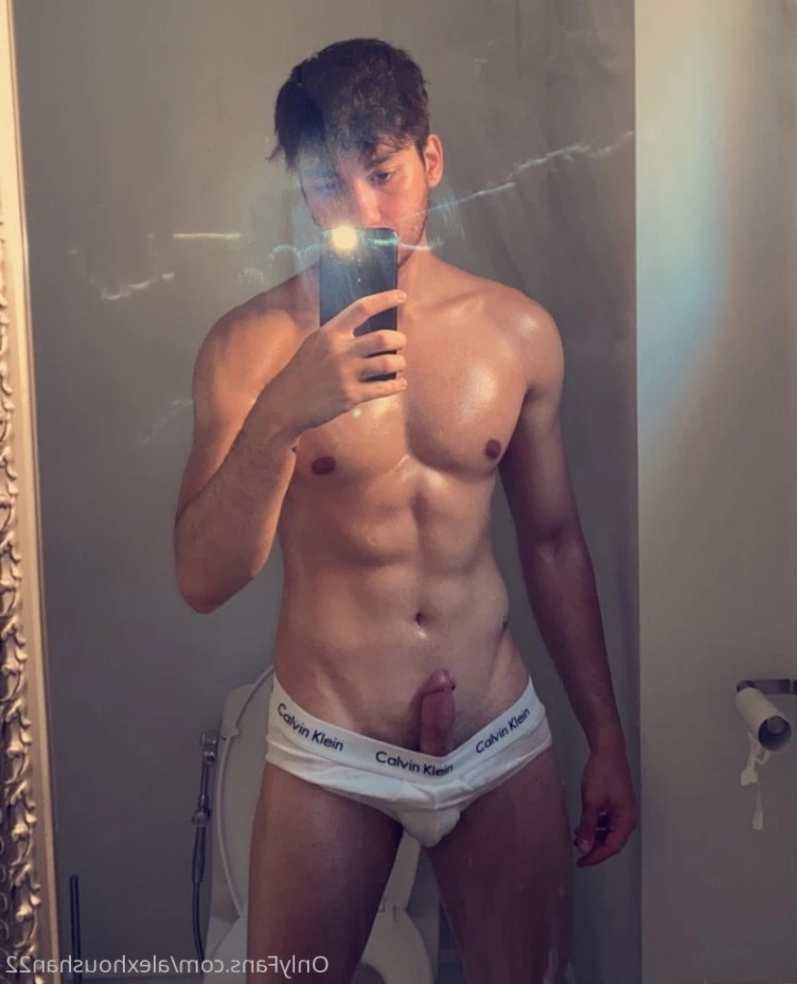 alexhoushan22 Onlyfans leaked photo 3503582 on Hotleaks.tv
