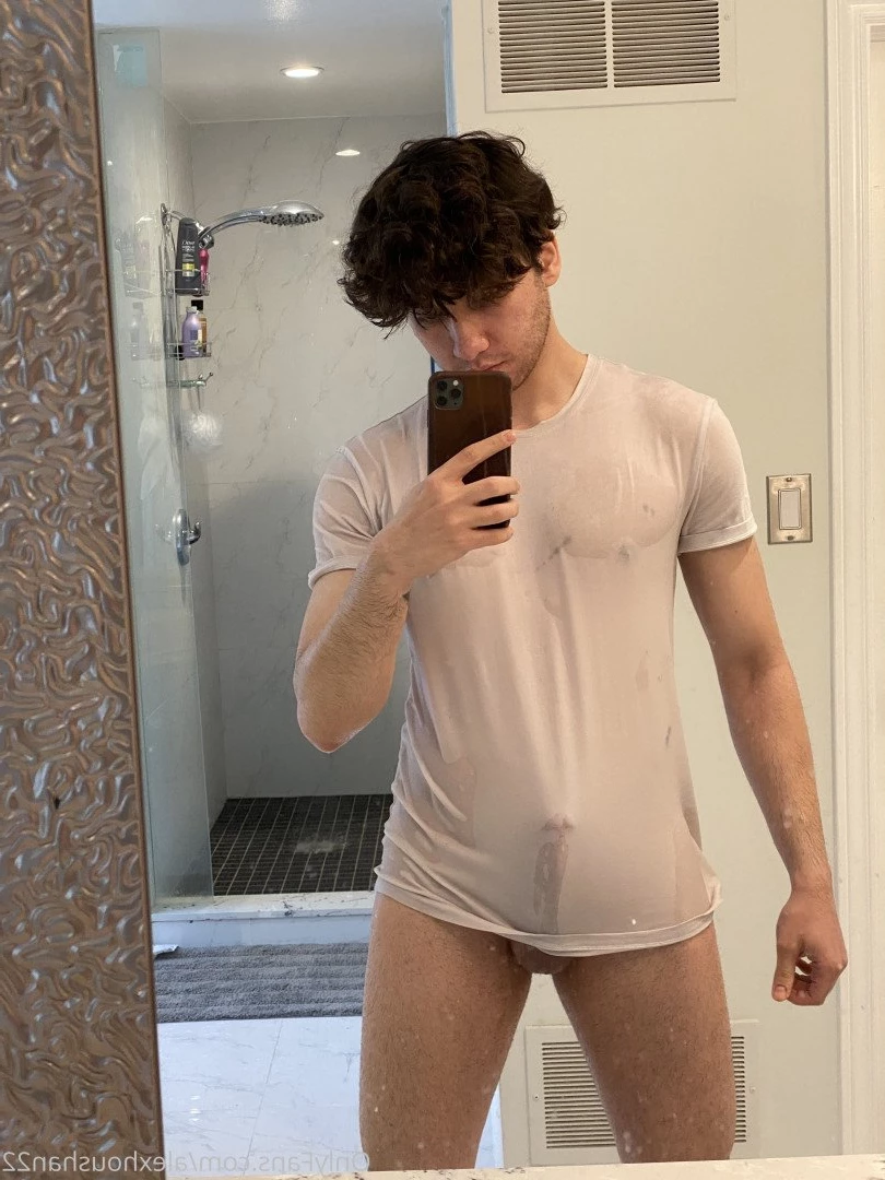 alexhoushan22 Onlyfans leaked photo 3503759 on Hotleaks.tv