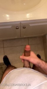 3018722