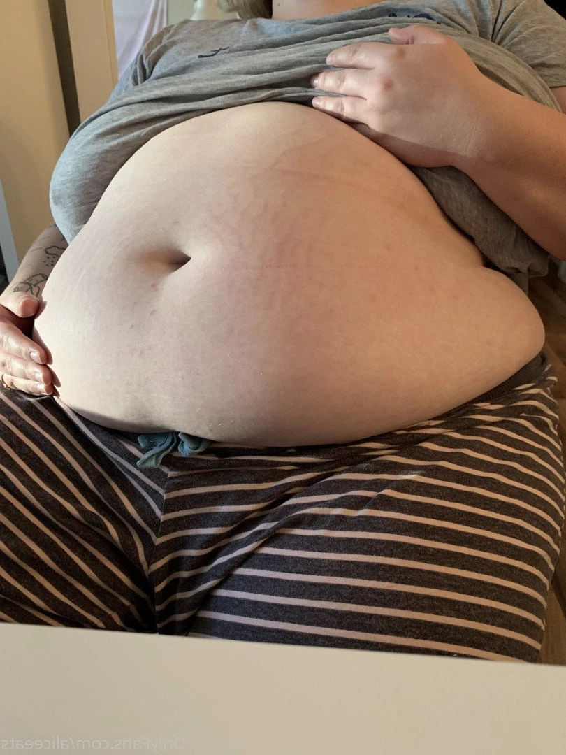 aliceeats Onlyfans leaked photo 3687915 on Hotleaks.tv