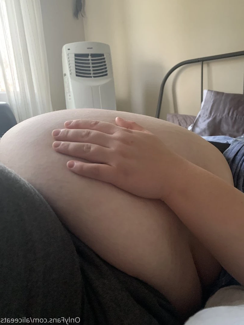 aliceeats Onlyfans leaked photo 3689774 on Hotleaks.tv