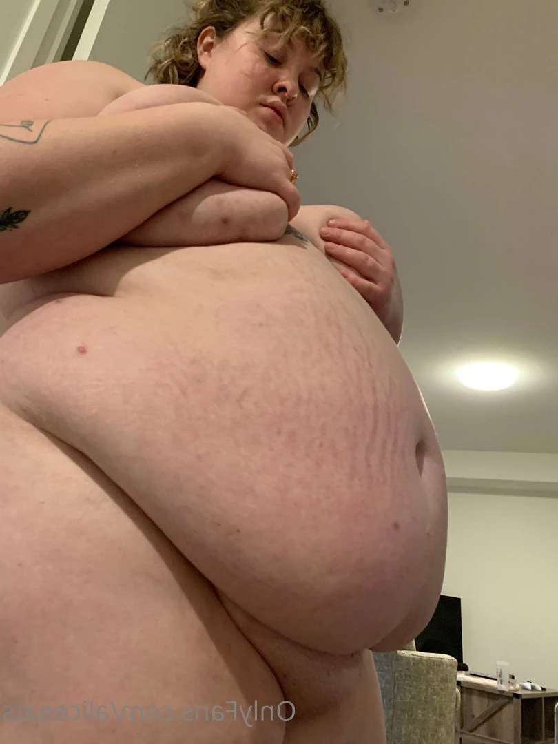 aliceeats Onlyfans leaked photo 3689979 on Hotleaks.tv