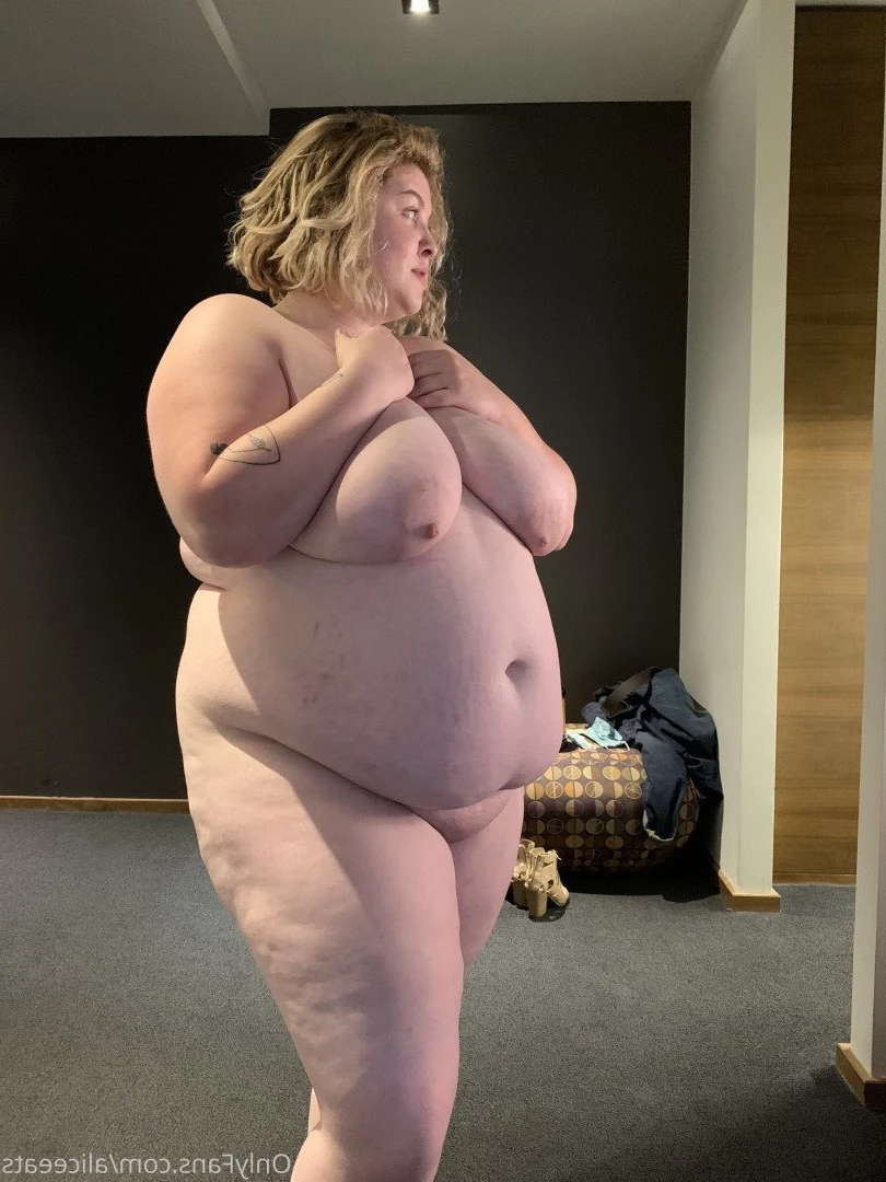 aliceeats Onlyfans leaked photo 3691583 on Hotleaks.tv