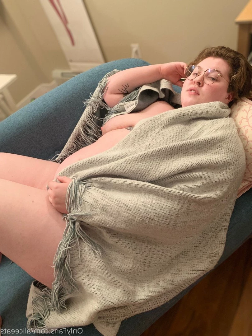 aliceeats Onlyfans leaked photo 3694495 on Hotleaks.tv