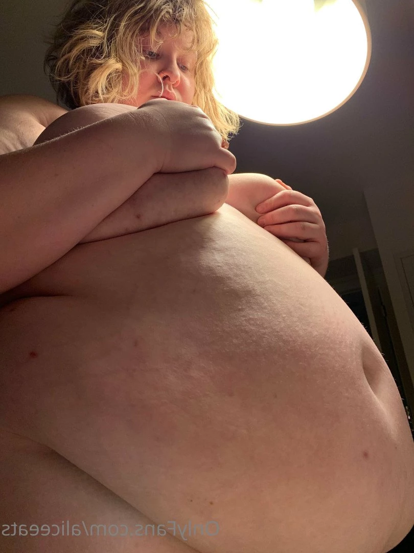 aliceeats Onlyfans leaked photo 3696989 on Hotleaks.tv