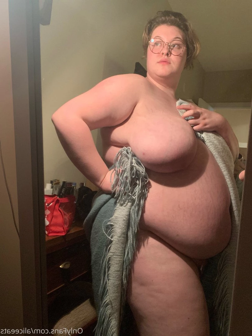 aliceeats Onlyfans leaked photo 3697581 on Hotleaks.tv