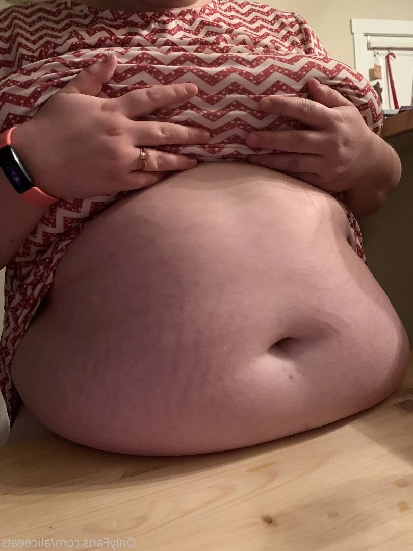 aliceeats Onlyfans leaked photo 3697862 on Hotleaks.tv