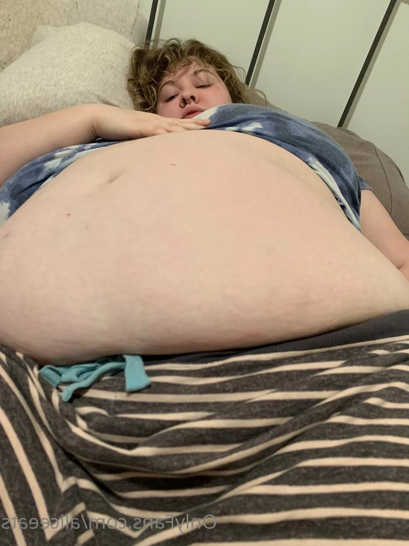 aliceeats Onlyfans leaked photo 3698146 on Hotleaks.tv