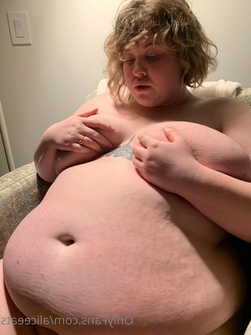 aliceeats Onlyfans leaked photo 3703002 on Hotleaks.tv