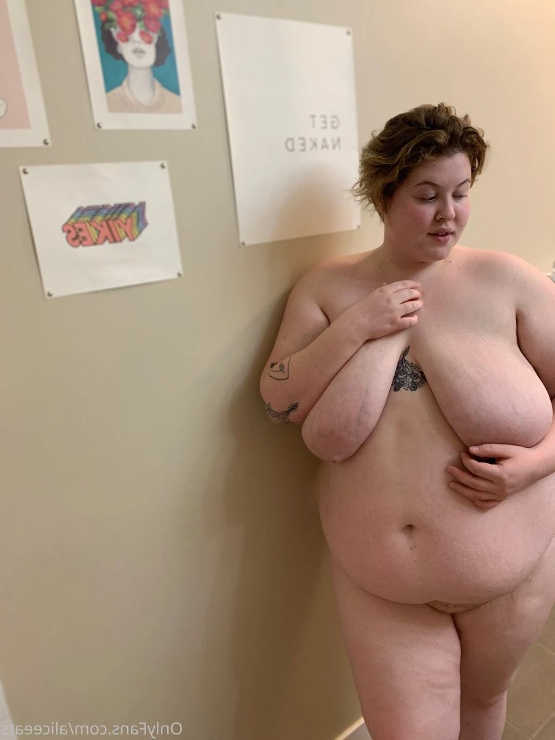 aliceeats Onlyfans leaked photo 3705884 on Hotleaks.tv