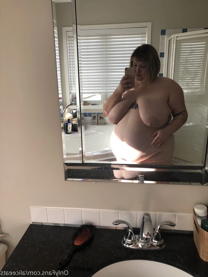aliceeats Onlyfans leaked photo 3707002 on Hotleaks.tv