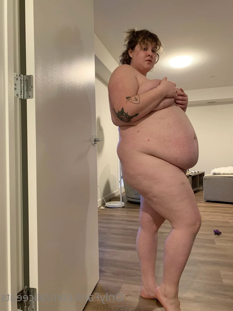 aliceeats Onlyfans leaked photo 3709921 on Hotleaks.tv