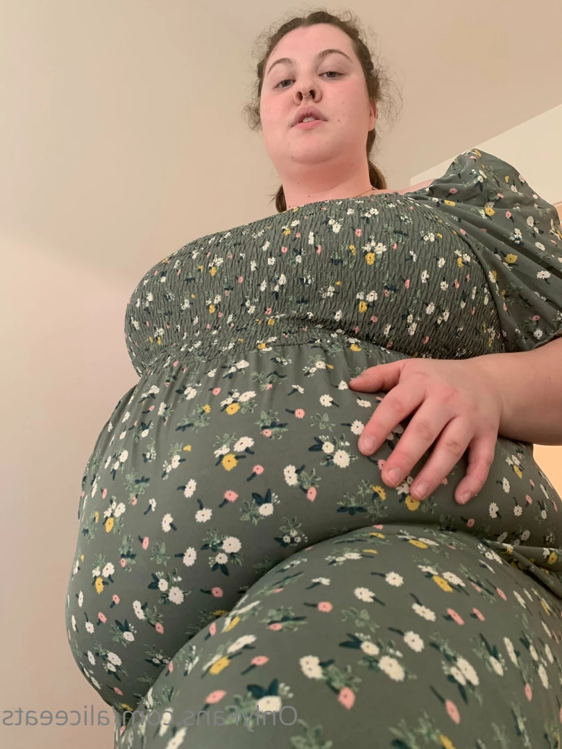 aliceeats Onlyfans leaked photo 6444201 on Hotleaks.tv