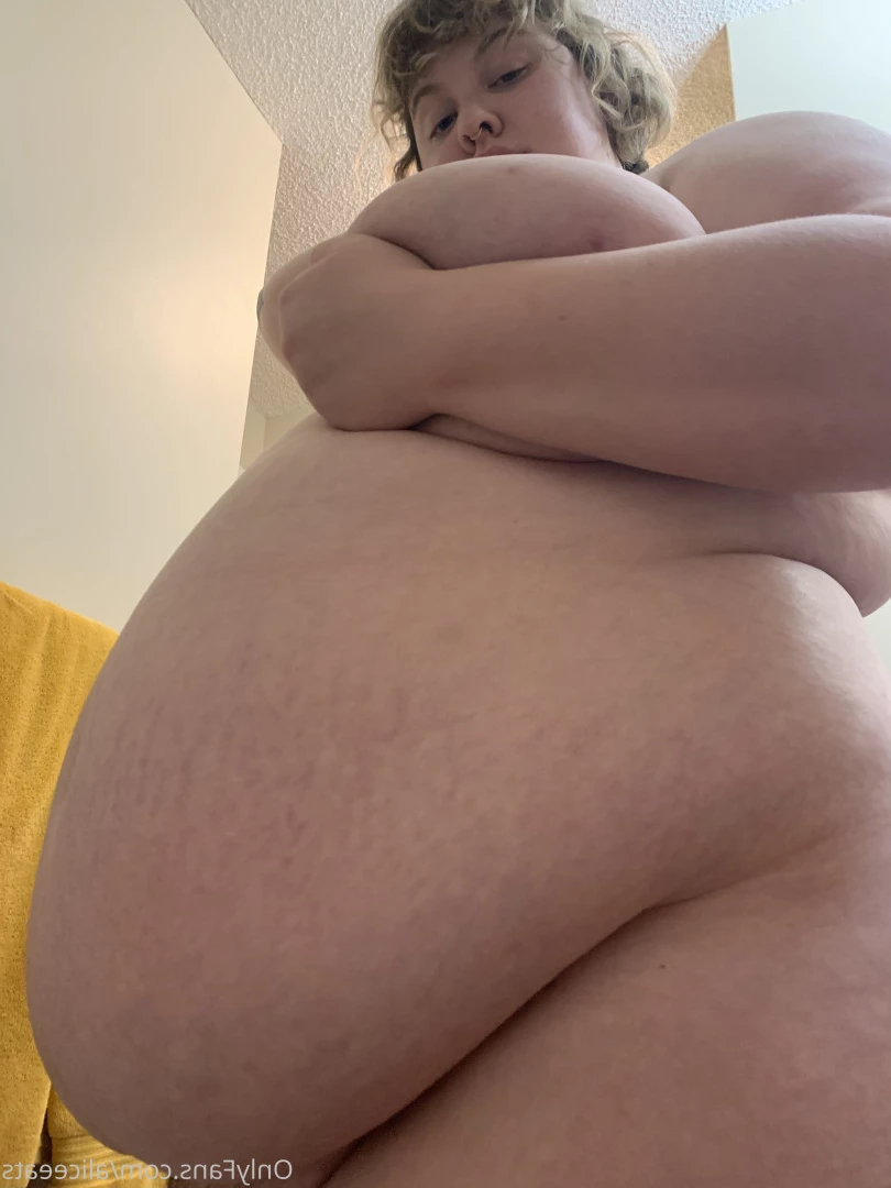 aliceeats Onlyfans leaked photo 6444301 on Hotleaks.tv