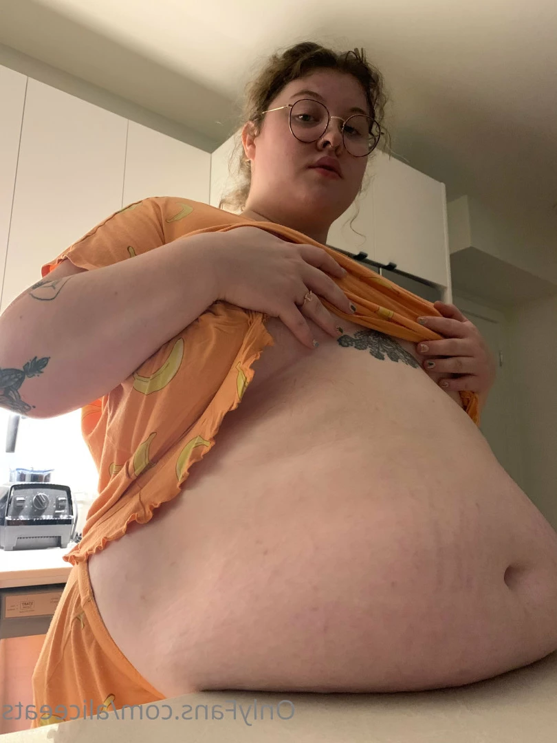 aliceeats Onlyfans leaked photo 6444479 on Hotleaks.tv