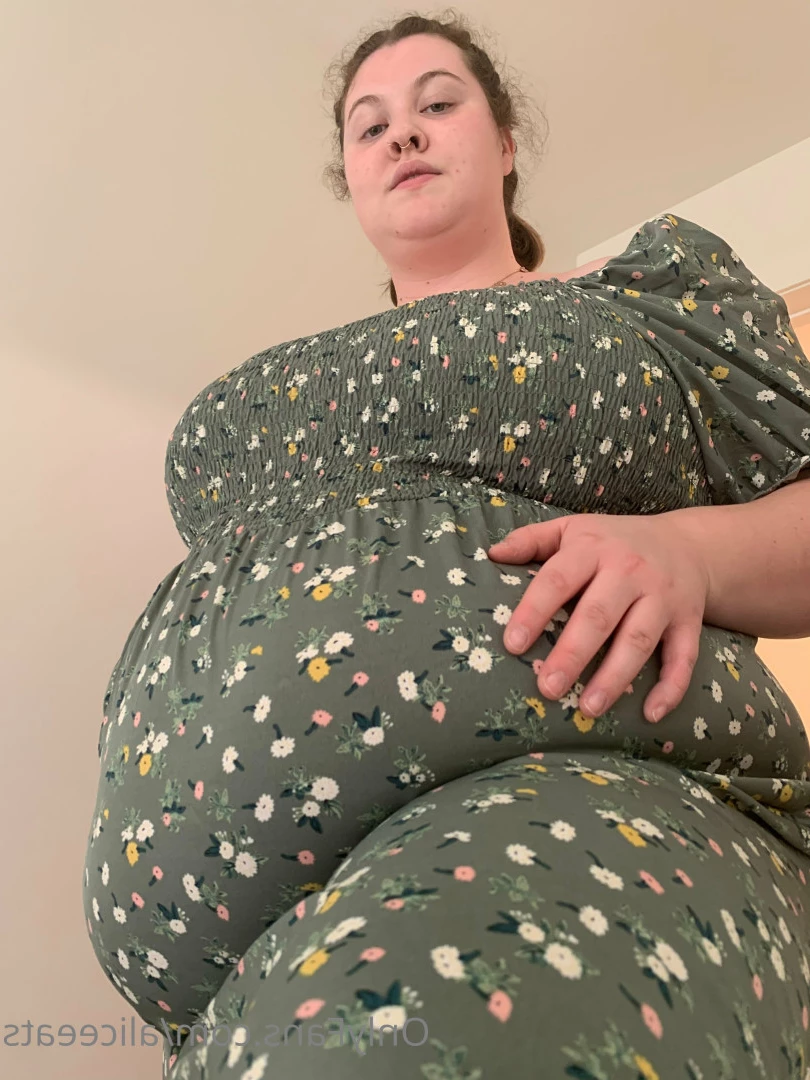 aliceeats Onlyfans leaked photo 6444538 on Hotleaks.tv