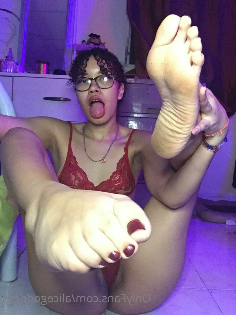 Alice goddess👸 [ alicegoddess ] Onlyfans leaked photo 3740739 on Hotleaks.tv