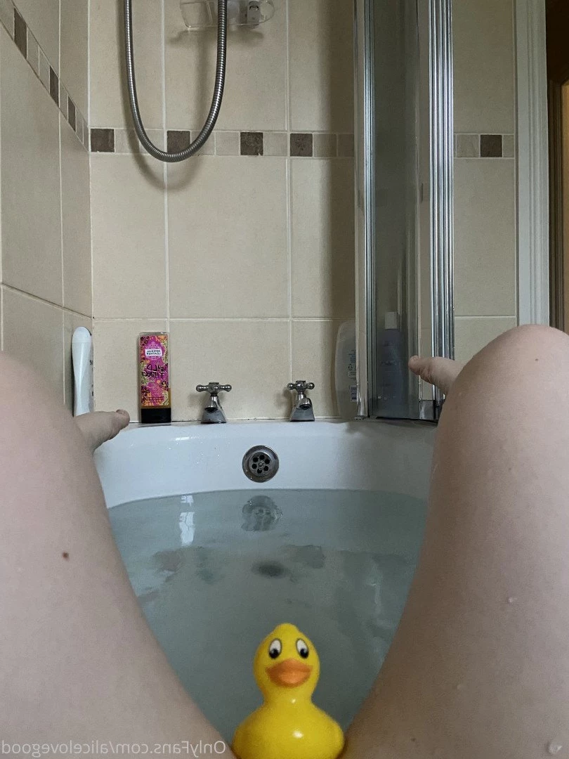 Alice Lovegood 🇬🇧 Full length on feed [ alicelovegood ] Onlyfans leaked photo 4100487 on Hotleaks.tv