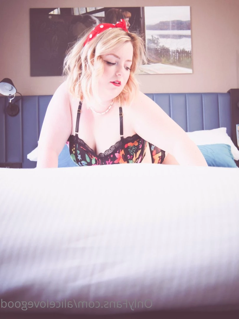 Alice Lovegood 🇬🇧 Full length on feed [ alicelovegood ] Onlyfans leaked photo 4117114 on Hotleaks.tv