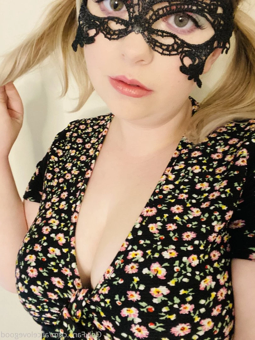 Alice Lovegood 🇬🇧 Full length on feed [ alicelovegood ] Onlyfans leaked photo 4117385 on Hotleaks.tv