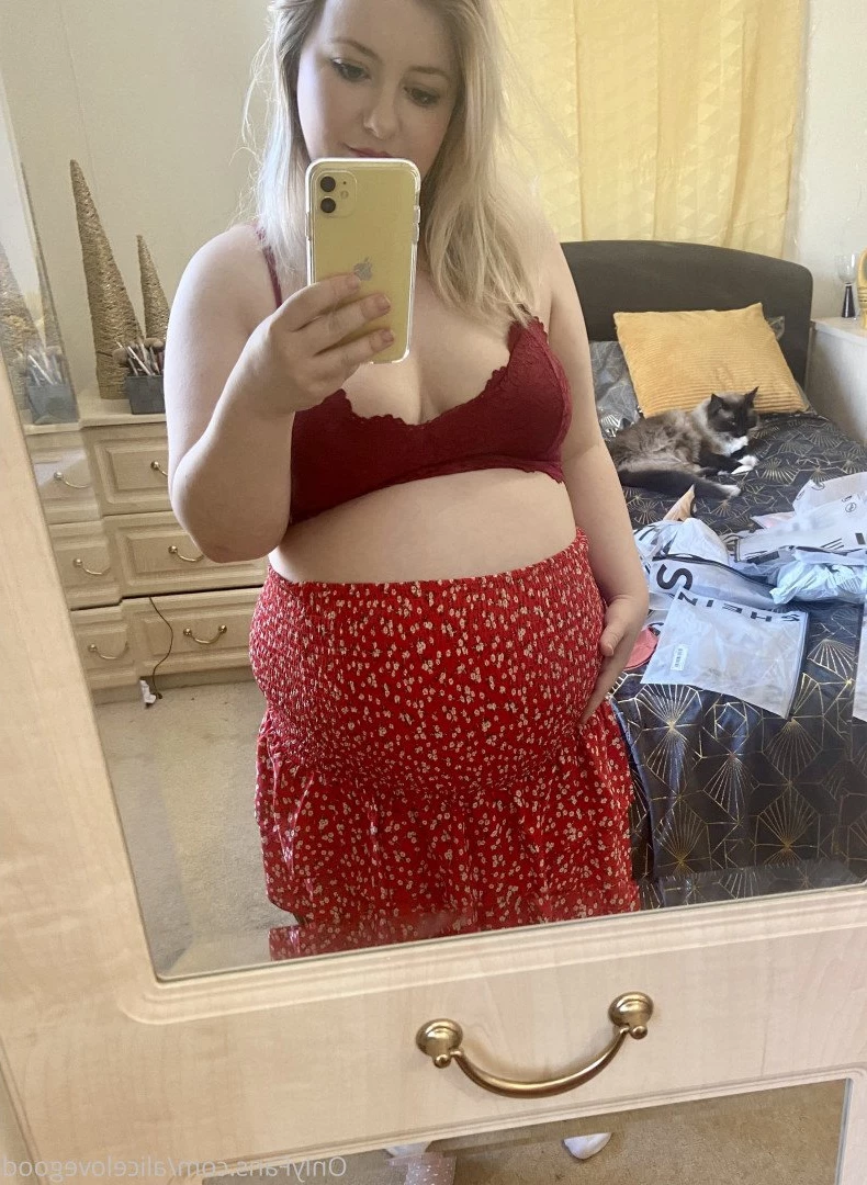 Alice Lovegood 🇬🇧 Full length on feed [ alicelovegood ] Onlyfans leaked photo 4129496 on Hotleaks.tv