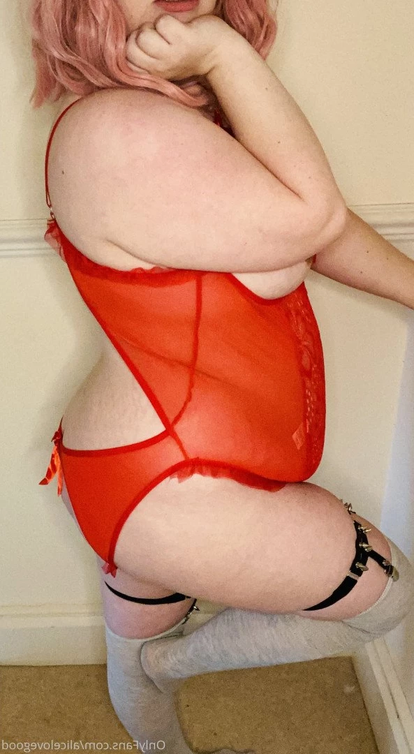 Alice Lovegood 🇬🇧 Full length on feed [ alicelovegood ] Onlyfans leaked photo 4129794 on Hotleaks.tv
